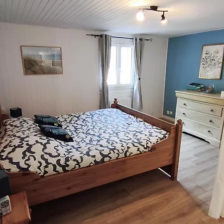 En Rez De Jardin Et Terrasse Dans Apartment *