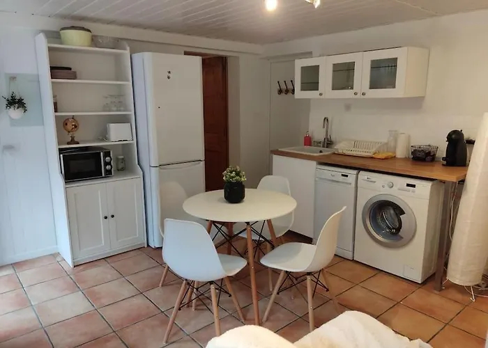 En Rez De Jardin Et Terrasse Dans * Hyères