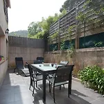Appartamento En Rez De Jardin Et Terrasse Dans *