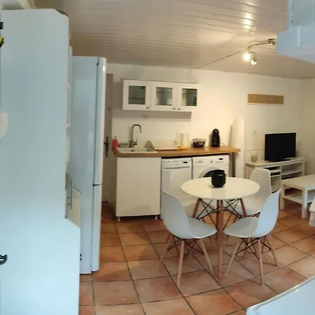 En Rez De Jardin Et Terrasse Ds Apartamento Hyères