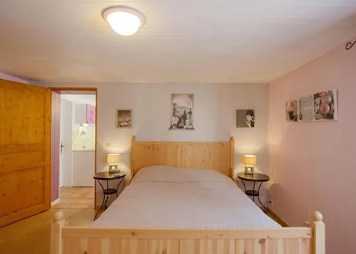 En Rez De Jardin Et Terrasse Dans *