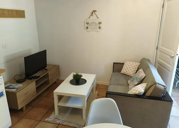 Διαμέρισμα En Rez De Jardin Et Terrasse Dans Ιέρ